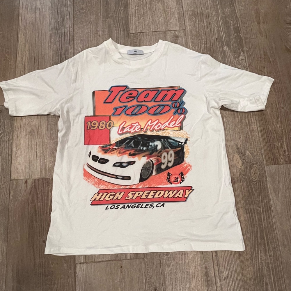 Oversize adika graphic tee